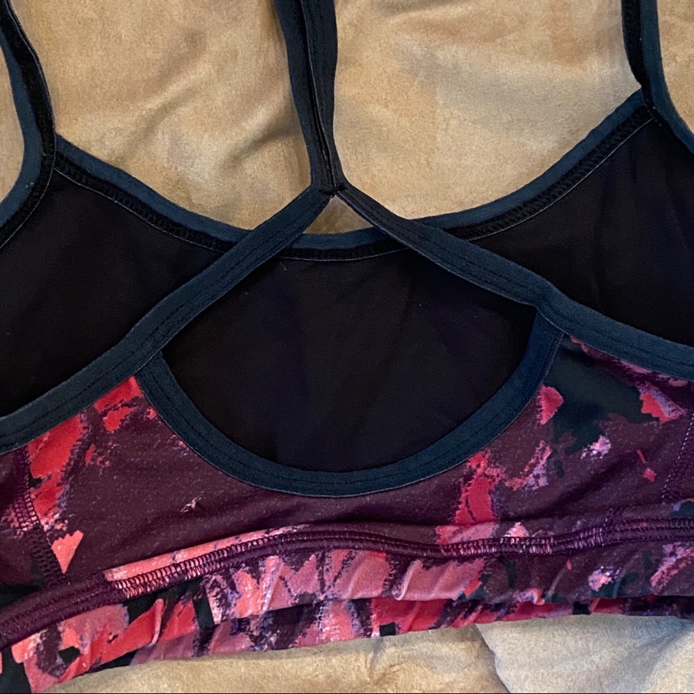 Keyhole Back Bra - Picture 9 of 14